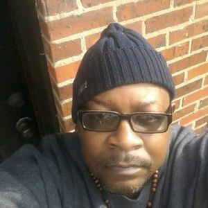 Meet your Posher, Leonard